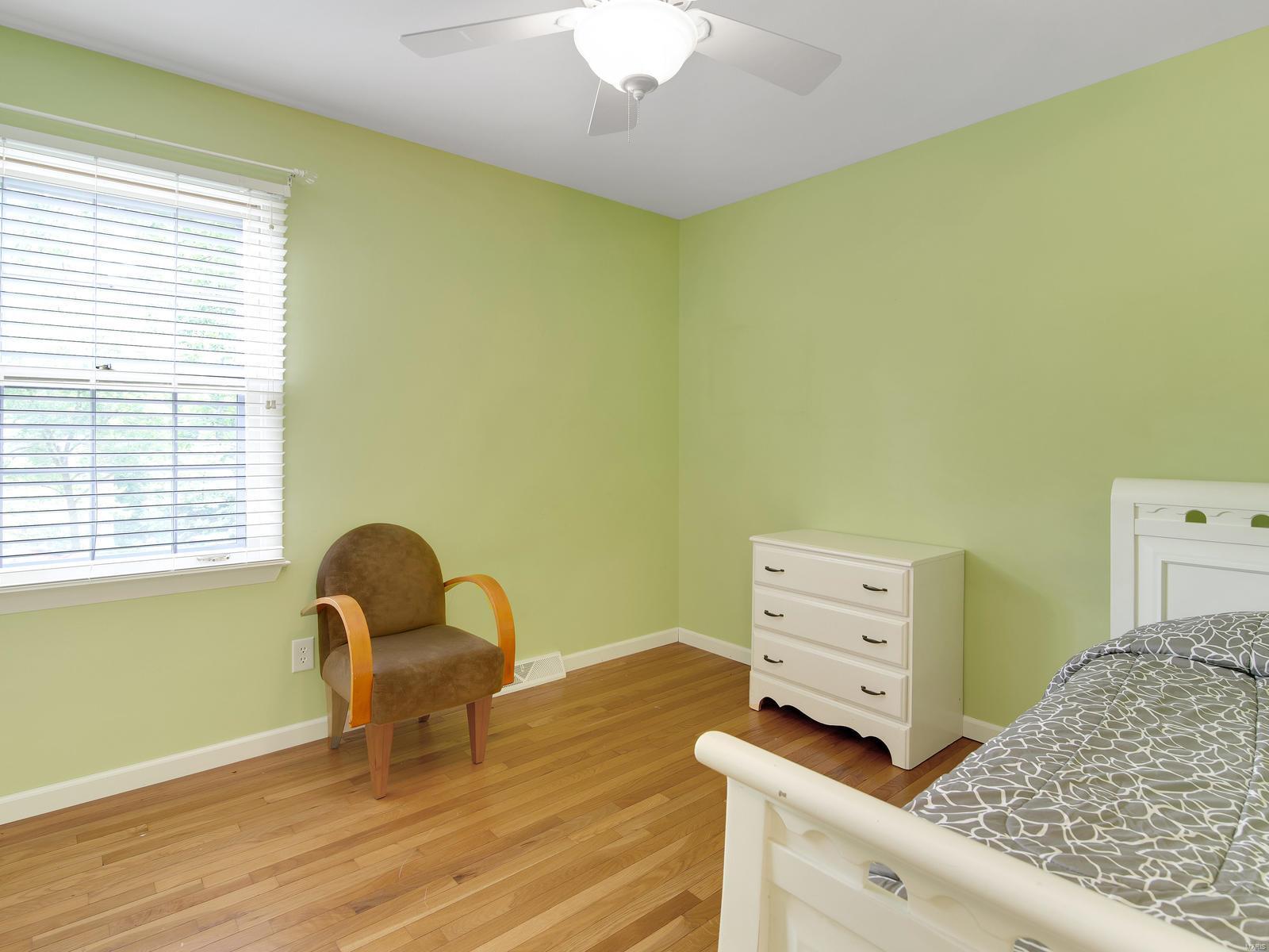 367 Ridgemeadow Drive Chesterfield, MO 63017 - Photo 20 of 37 Gallery Image 20