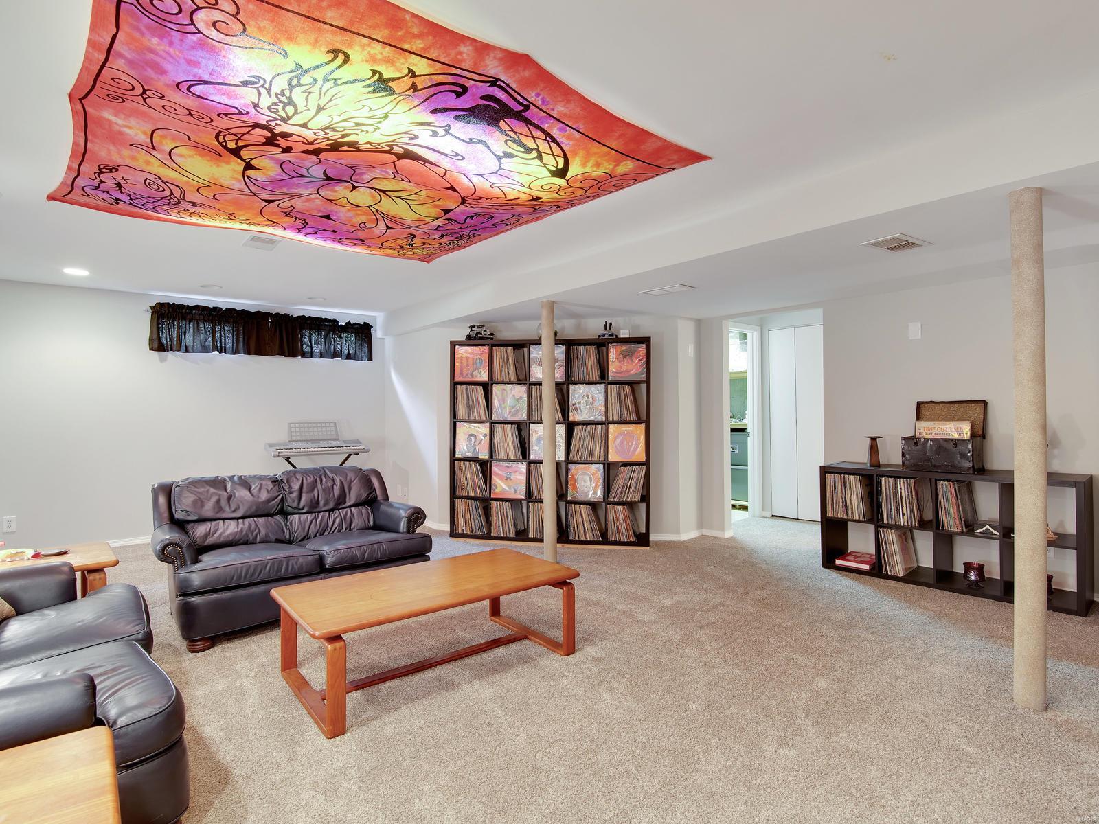 367 Ridgemeadow Drive Chesterfield, MO 63017 - Photo 26 of 37 Gallery Image 26