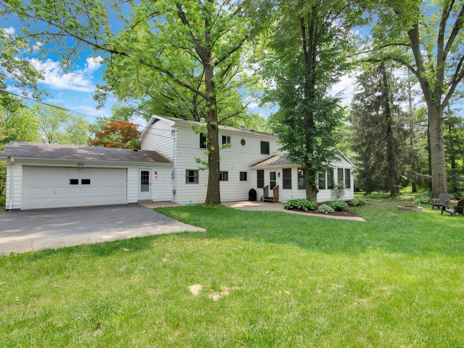 367 Ridgemeadow Drive Chesterfield, MO 63017 - Photo 32 of 37 Gallery Image 32