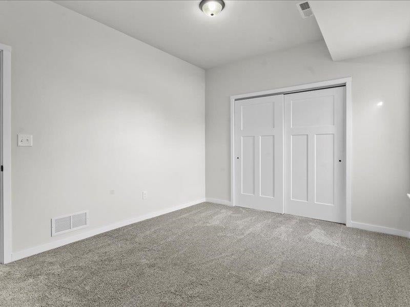 434 Galileo Drive Riverside, IA 52327 - Photo 28 of 35 Gallery Image 28