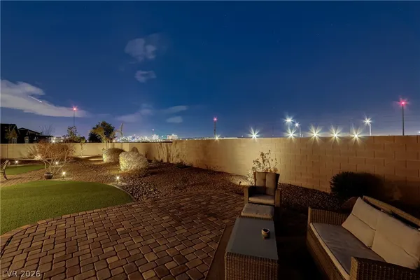 $1,250,000 | 3906 Jacob Lake Circle, Las Vegas, NV 89118