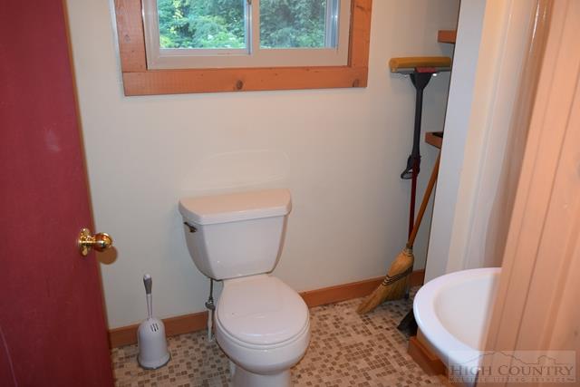 743 Dillard Greene Road Vilas, NC 28692 - Photo 18 of 20 Gallery Image 18