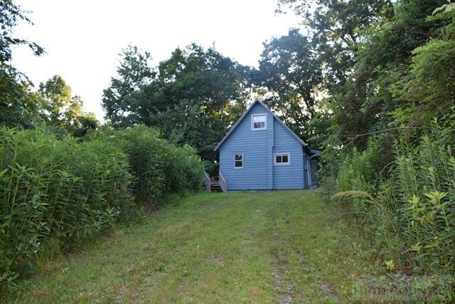 743 Dillard Greene Road Vilas, NC 28692 - Photo 3 of 20 Gallery Image 3