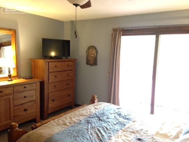 7083 Sohn Road Vassar, MI 48768 - Photo 7 of 16 21294440-6.JPG