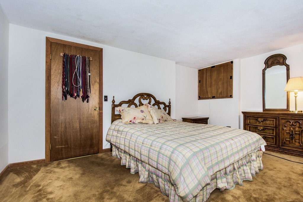 28 Oak Ridge Road Lunenburg, MA 01462 - Photo 14 of 30 Gallery Image 14
