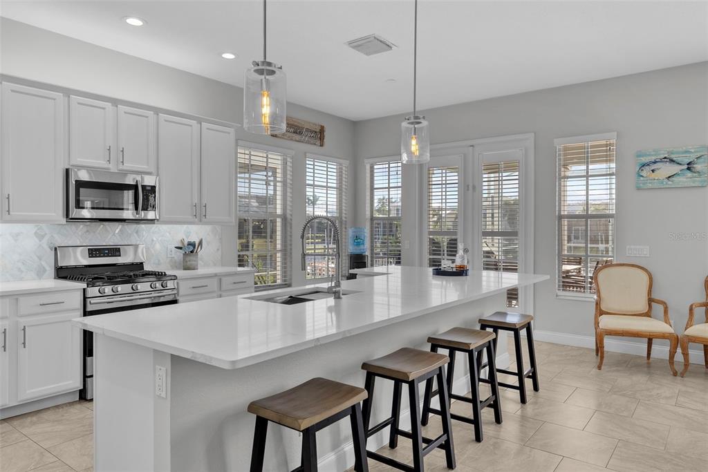 5210 Covesound Way Apollo Beach, FL 33572 - Photo 14 of 82