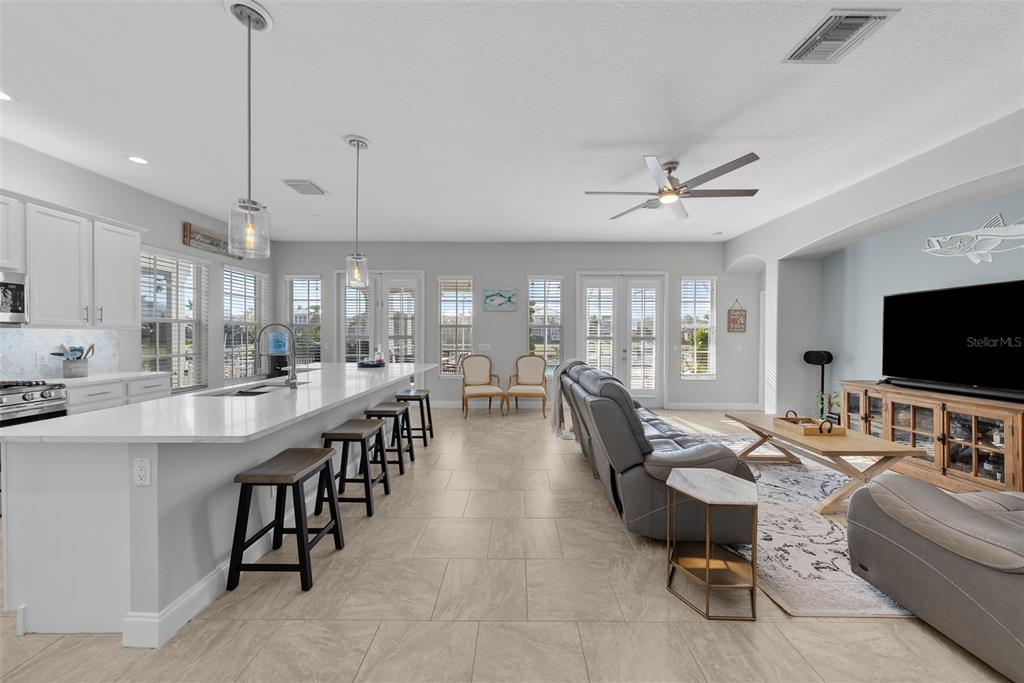 5210 Covesound Way Apollo Beach, FL 33572 - Photo 10 of 82