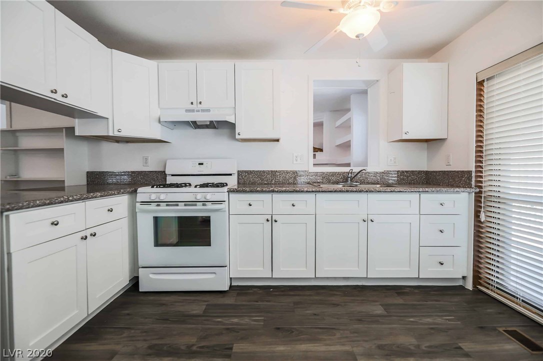 1228 Inca Lane Henderson, NV 89015 - Photo 16 of 36 Gallery Image 16
