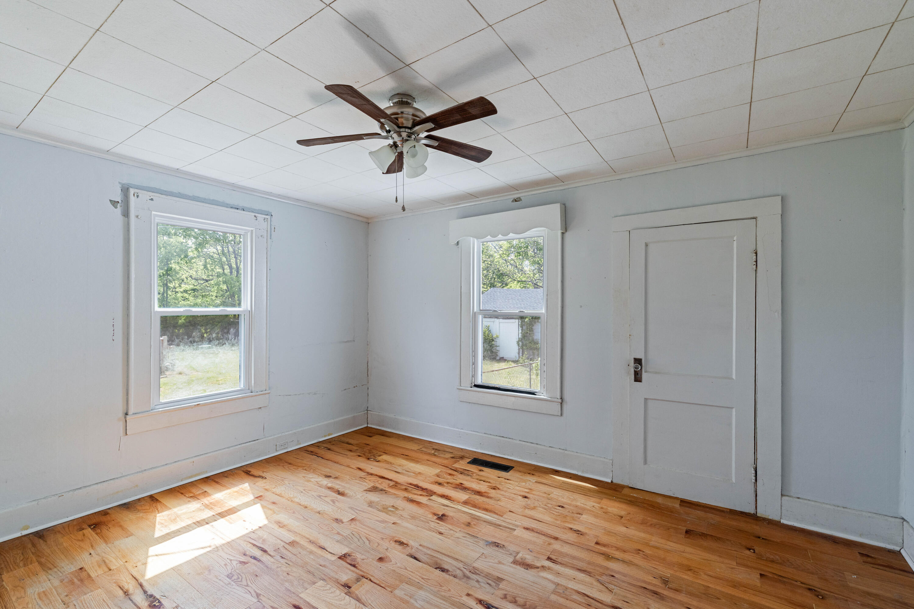 1265 North Concord Road Chattanooga, TN 37421 - Photo 16 of 30 Bedroom with hardwood floors