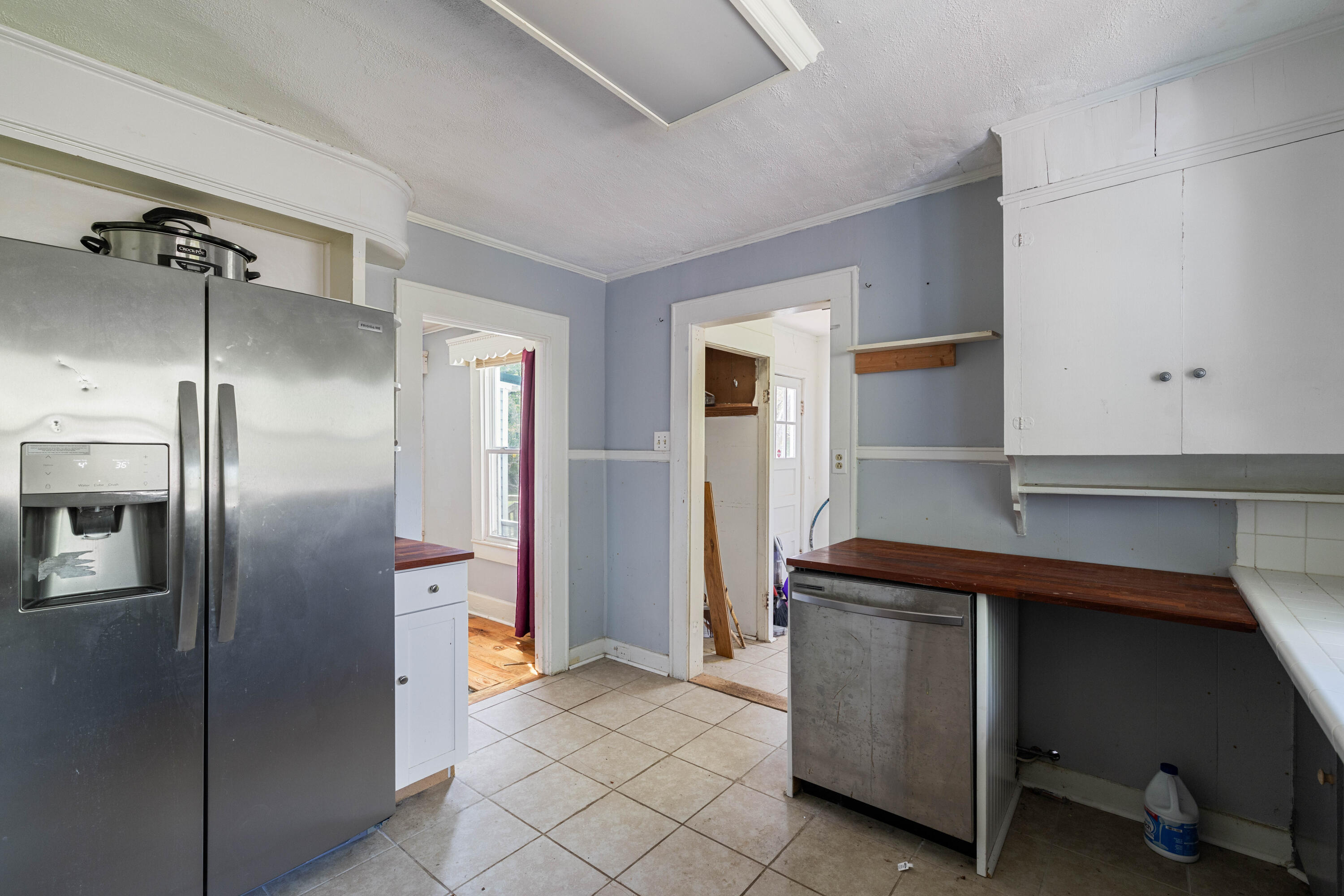1265 North Concord Road Chattanooga, TN 37421 - Photo 8 of 30 Kitchen with ample cabinetry