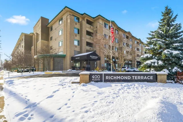 $224,900 | 400 North Richmond Street, Unit 113, Appleton, WI 54911