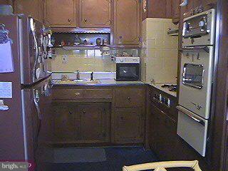 11902 Millbrook Road Philadelphia, PA 19154 - Photo 3 of 6 Gallery Image 3