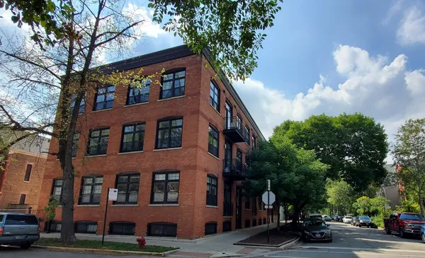 $3,850 | 1801 West Thomas Street, Unit 3, Chicago, IL 60622