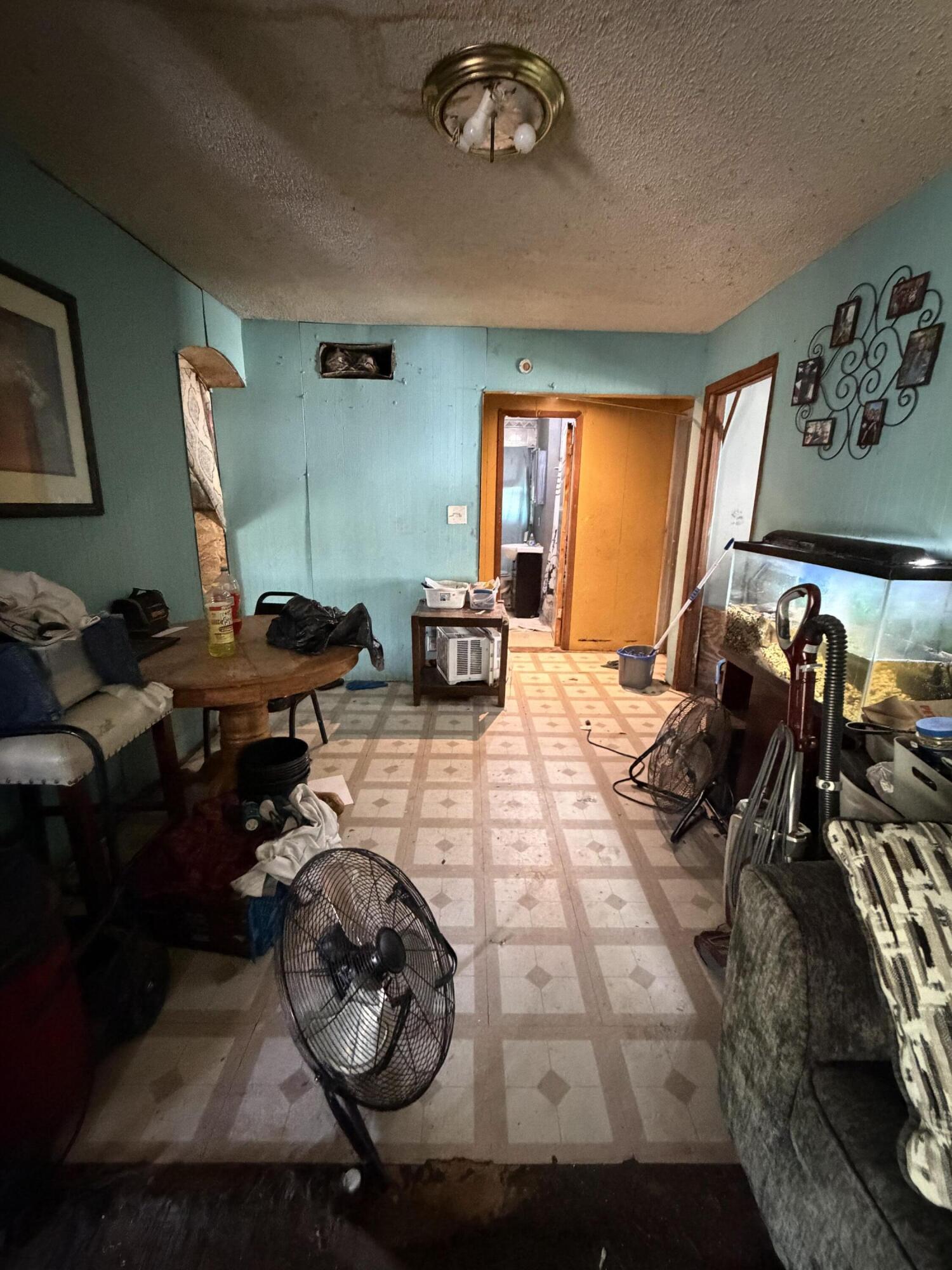3905 Tennessee Street Gary, IN 46409 - Photo 13 of 18 1500x2000