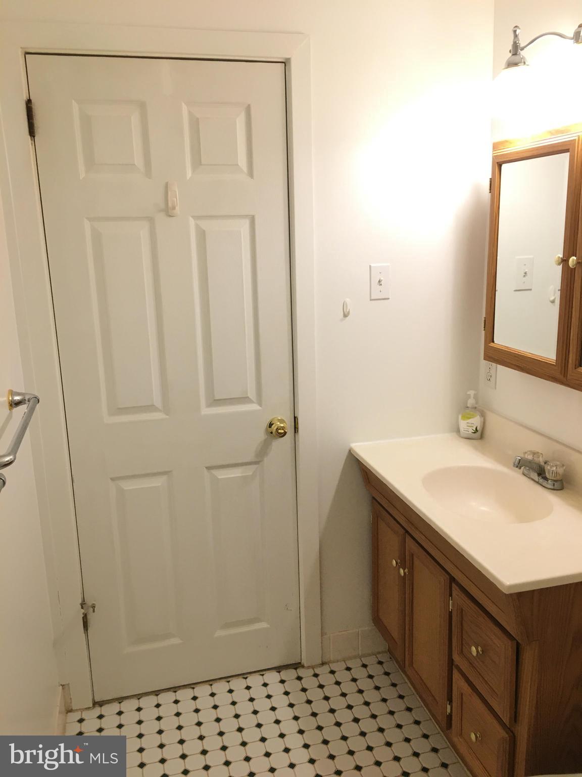 1415 Thomson Road Abington, PA 19001 - Photo 15 of 19 Gallery Image 15