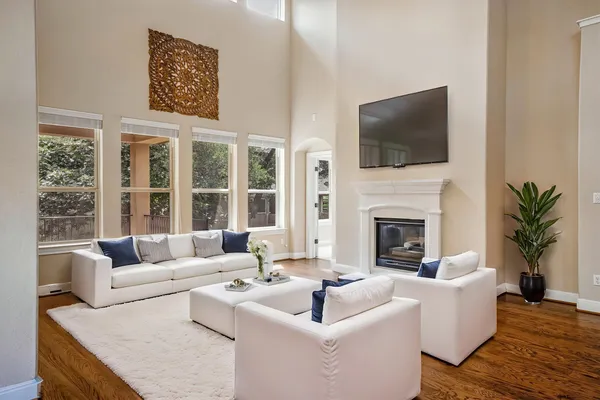 $3,750 | 5809 Viejo Drive, Austin, TX 78738