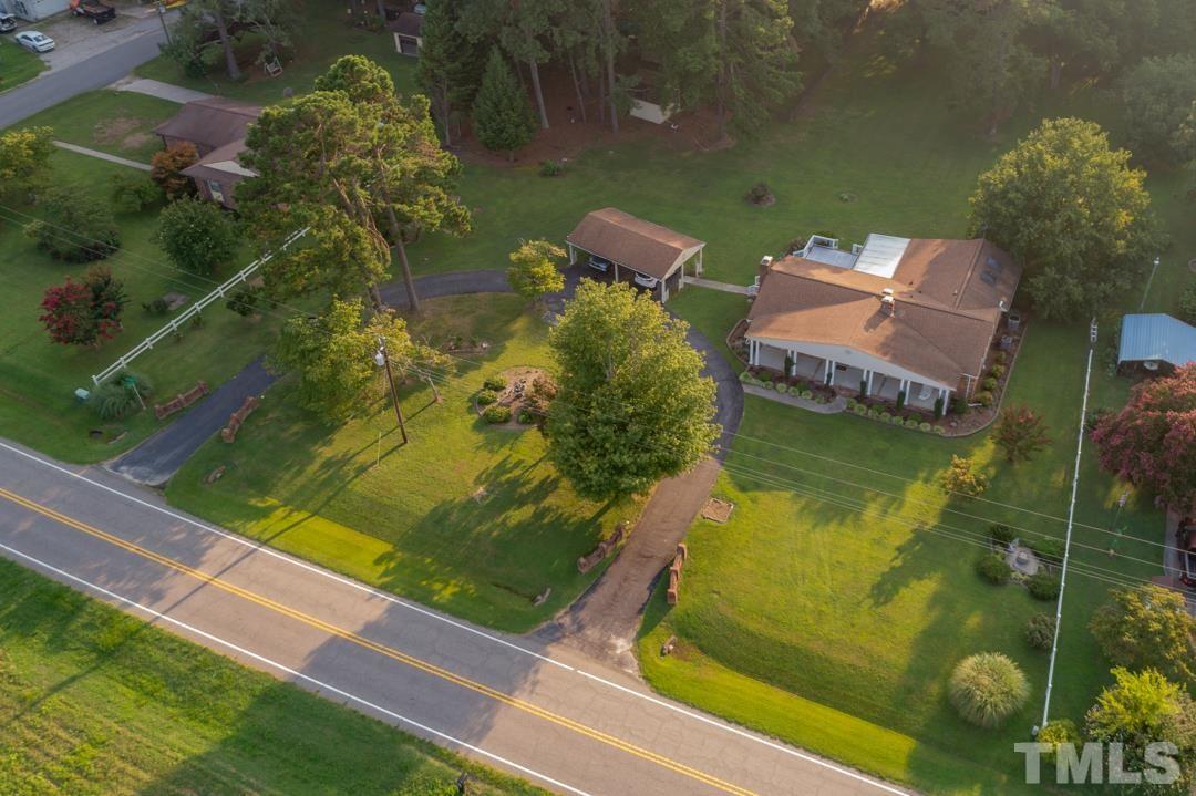 4005 Satterwhite Point Road Henderson, NC 27537 - Photo 2 of 29 Gallery Image 2