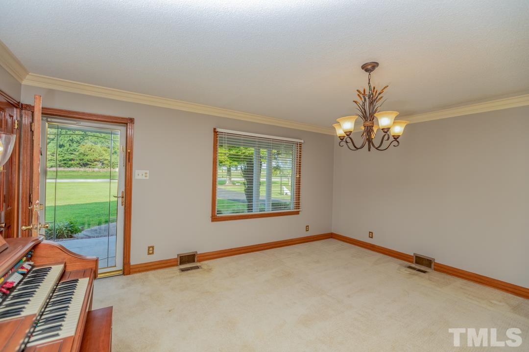 4005 Satterwhite Point Road Henderson, NC 27537 - Photo 4 of 29 Gallery Image 4