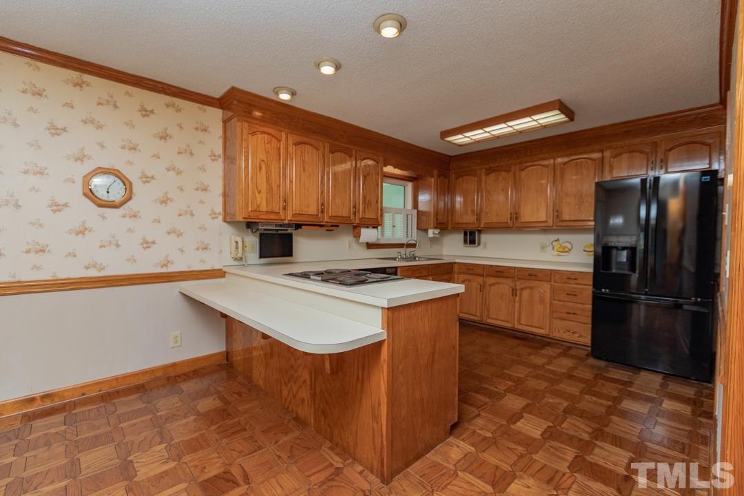 4005 Satterwhite Point Road Henderson, NC 27537 - Photo 6 of 29 Gallery Image 6