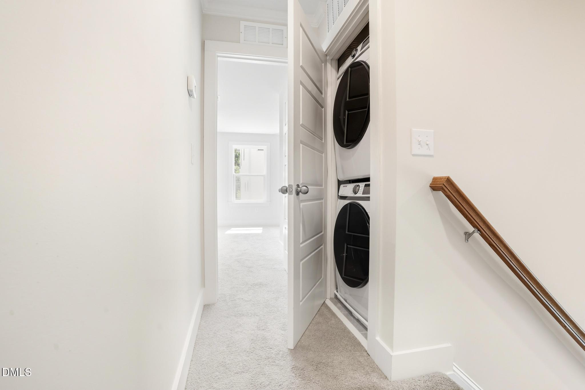 551 Homeland Avenue Durham, NC 27707 - Photo 13 of 32 a utility room with dryer and washer