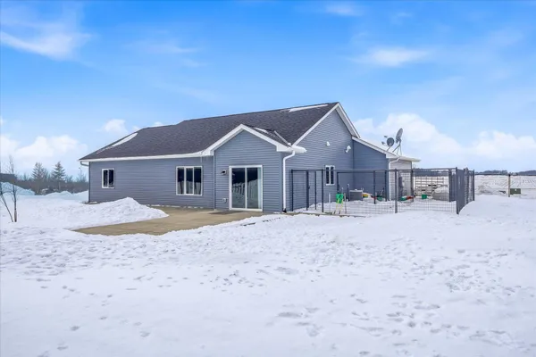$399,000 | 8594 Dolphin Road, Princeton, MN 55371