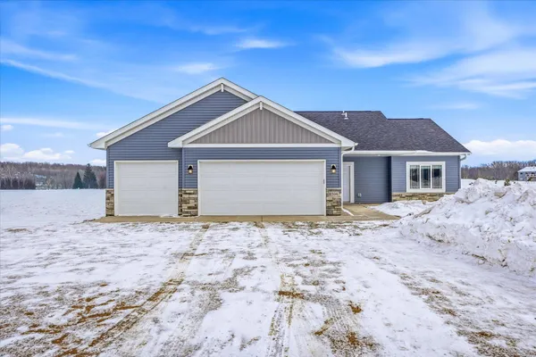 $399,000 | 8594 Dolphin Road, Princeton, MN 55371
