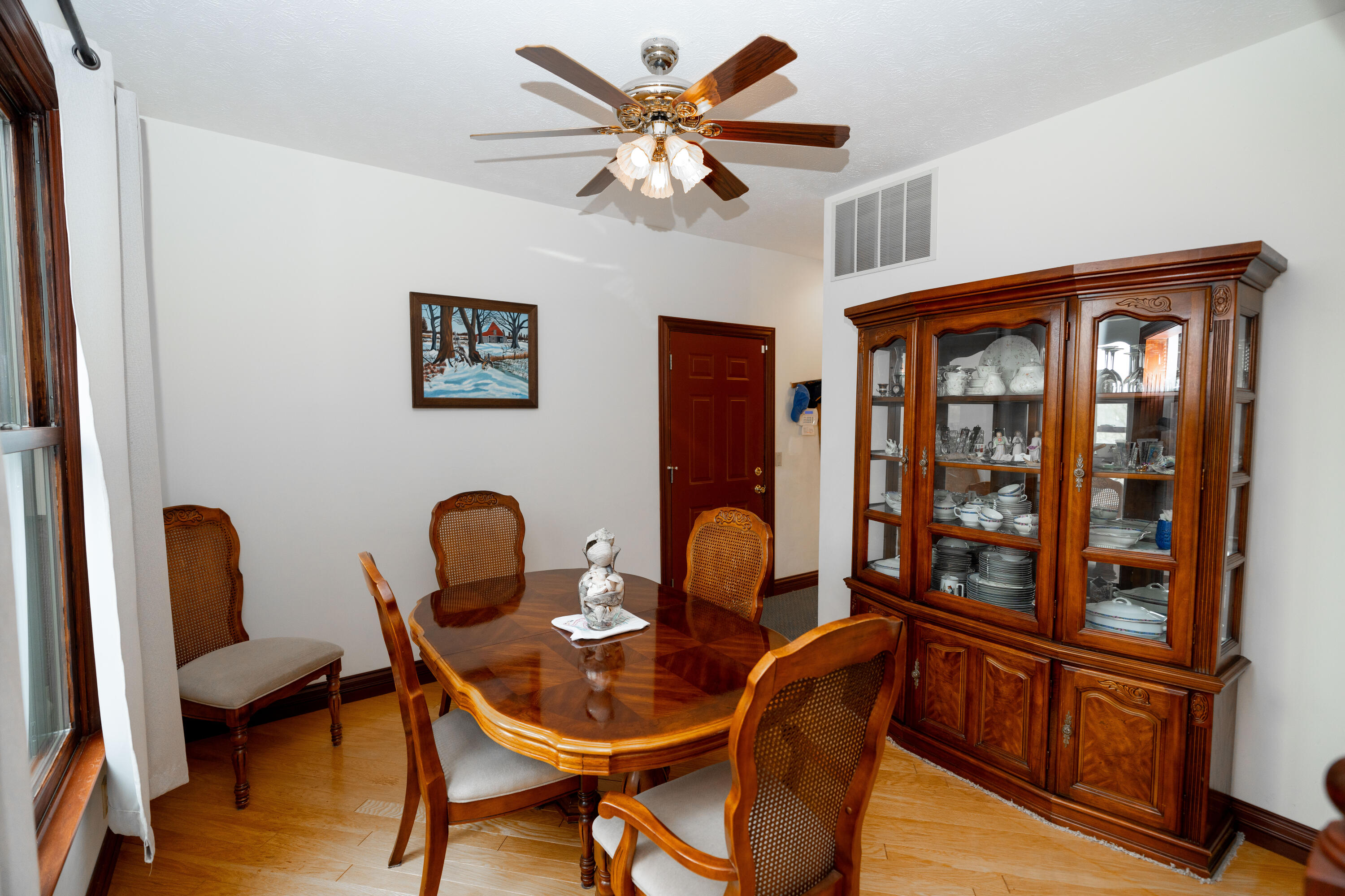2442 Greystone Lane Springfield, OH 45503 - Photo 7 of 62