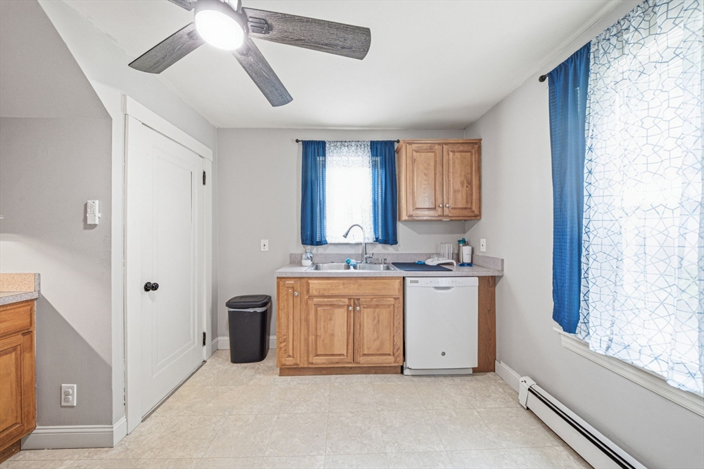 26 Hough Road Sutton, MA 01590 - Photo 15 of 23