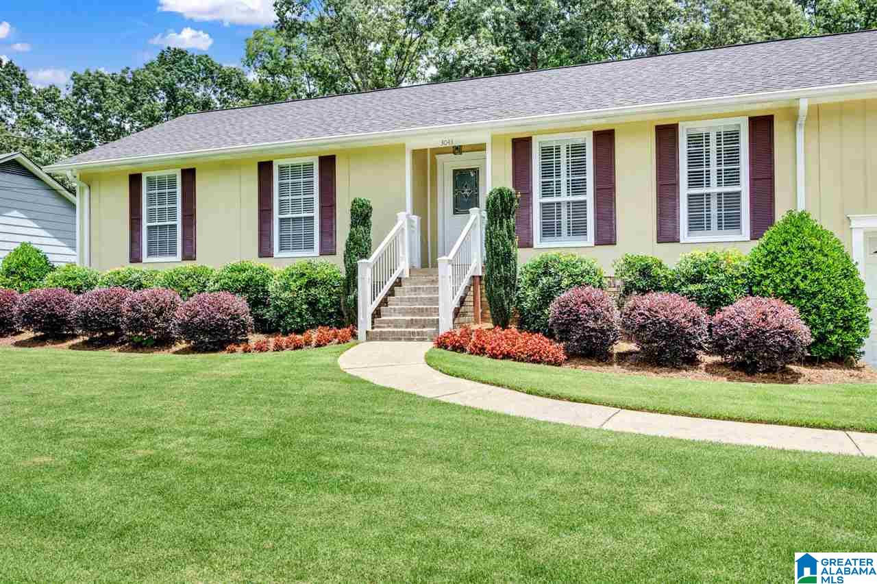 3043 Lone Oak Road Bessemer, AL 35023 - Photo 2 of 49