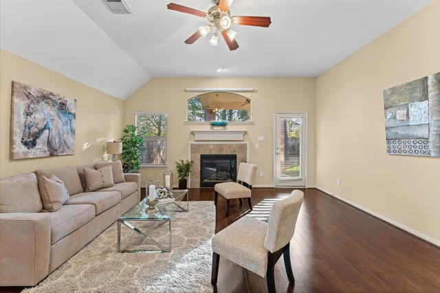 $3,000 | 31 Pleasant Point Place, Spring, TX 77389