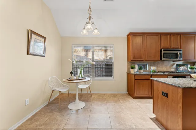 $3,000 | 31 Pleasant Point Place, Spring, TX 77389