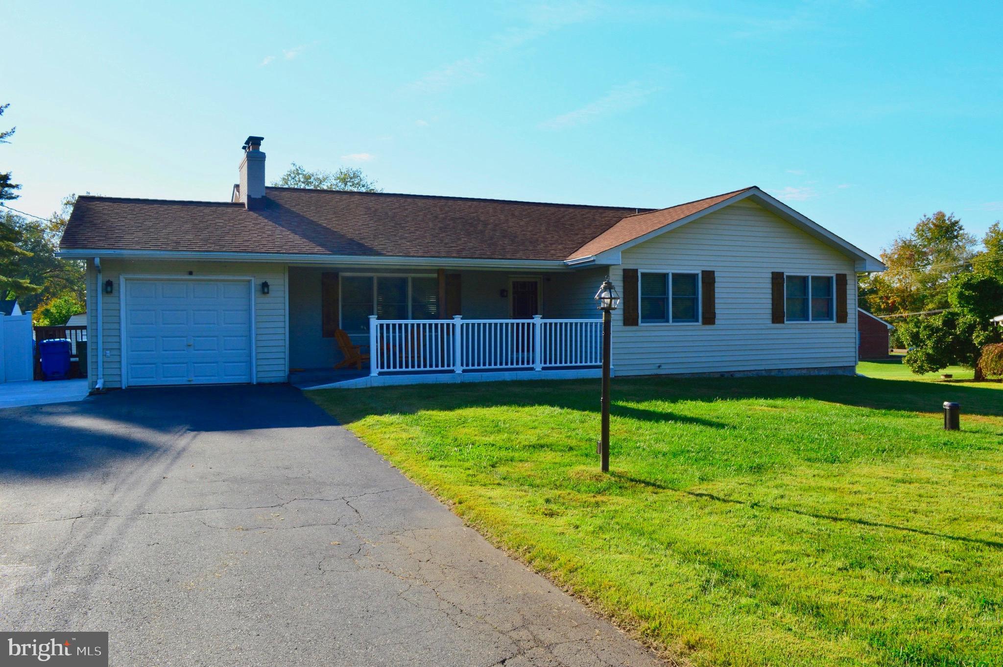 802 Maxa Road Aberdeen, MD 21001 - Photo 2 of 35 Front