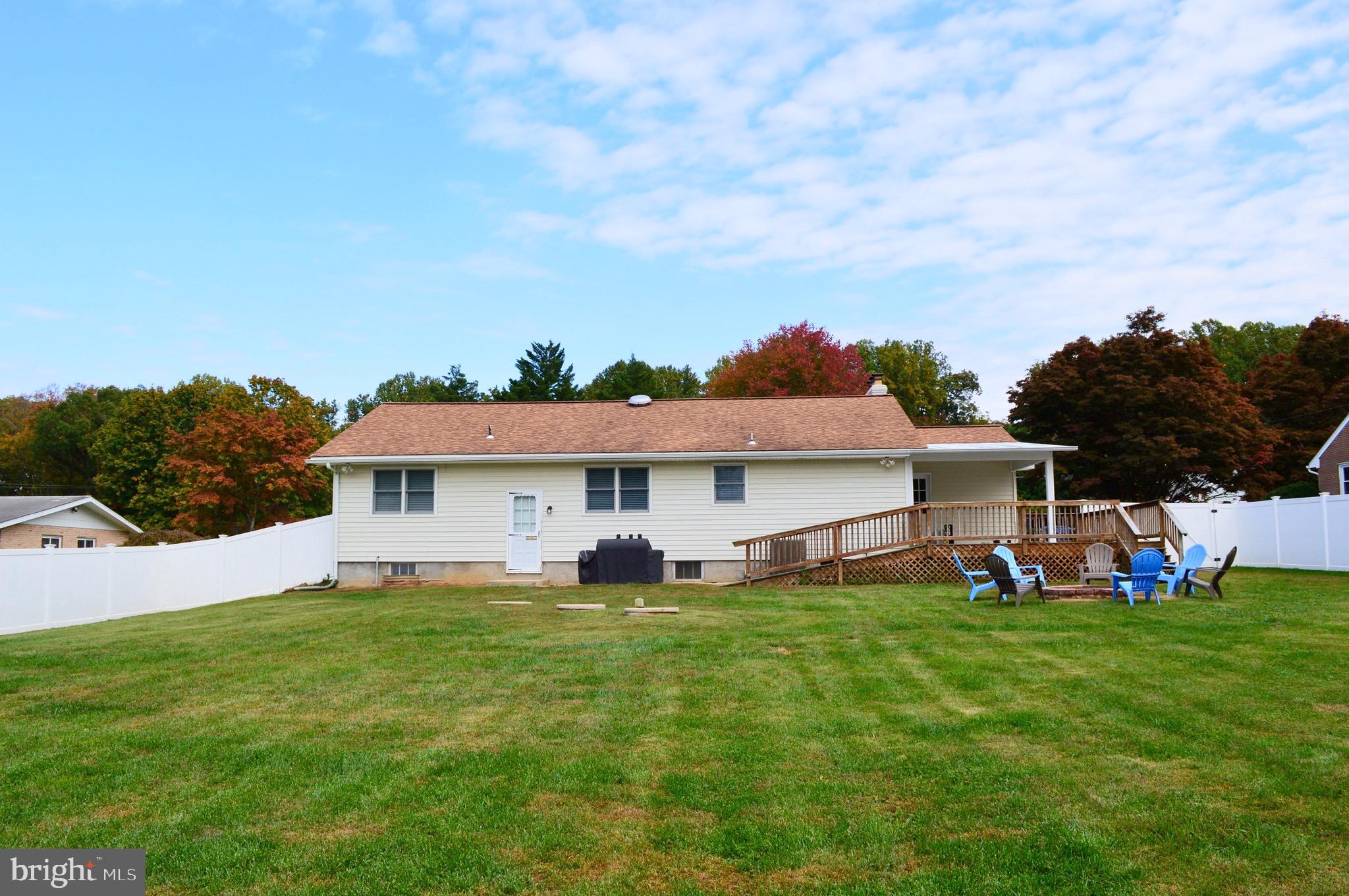802 Maxa Road Aberdeen, MD 21001 - Photo 3 of 35 Back