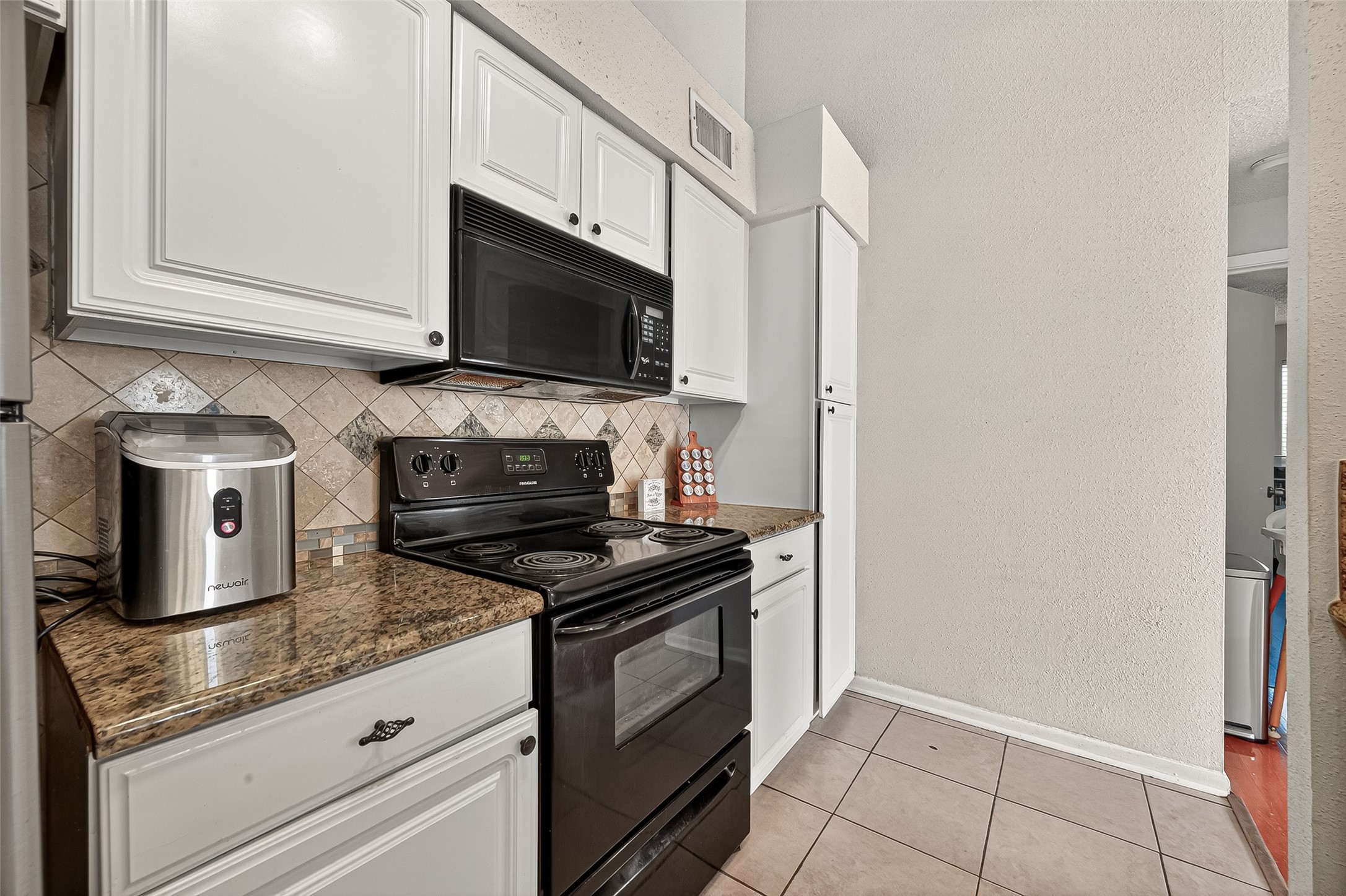 2277 South Kirkwood Road, Unit 1002 Houston, TX 77077 - Photo 17 of 30