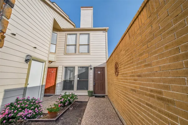 $169,000 | 2277 South Kirkwood Road, Unit 1002, Houston, TX 77077