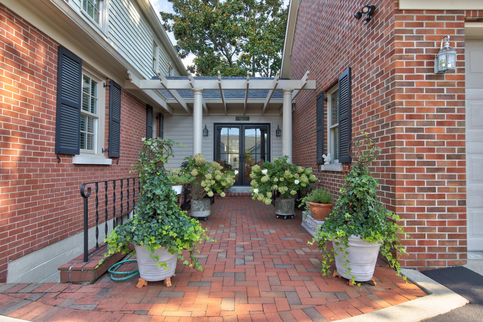 504 Clinton Road Lexington, KY 40502 - Photo 38 of 44 FVR16035_6_7