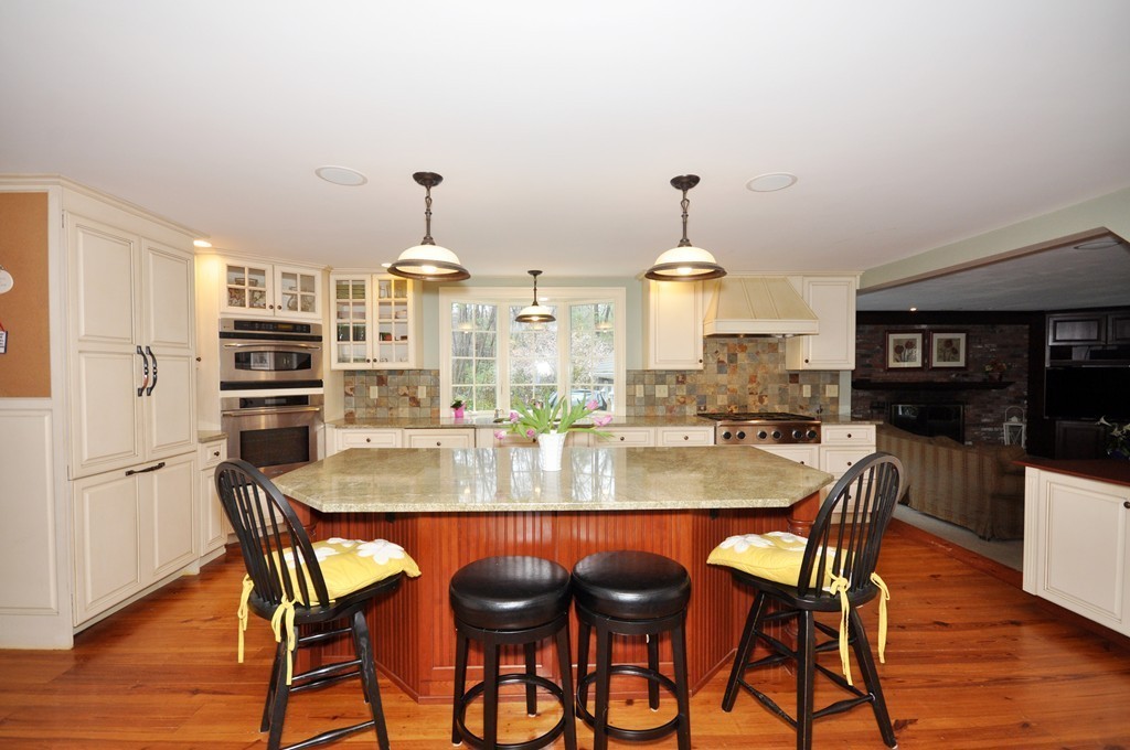 23 Evergreen Road Acton, MA 01720 - Photo 2 of 23 Gallery Image 2
