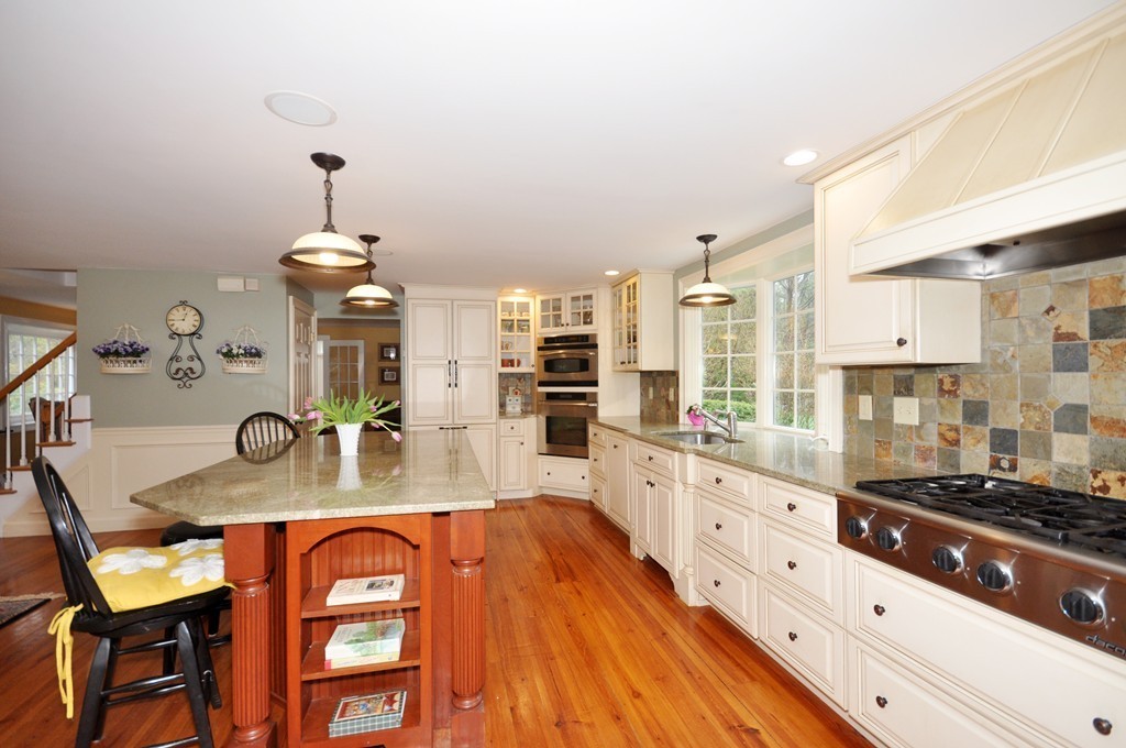 23 Evergreen Road Acton, MA 01720 - Photo 3 of 23 Gallery Image 3