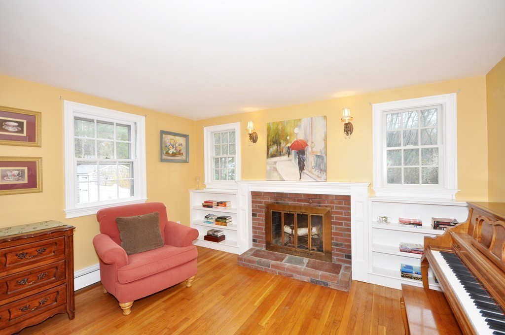 23 Evergreen Road Acton, MA 01720 - Photo 7 of 23 Gallery Image 7