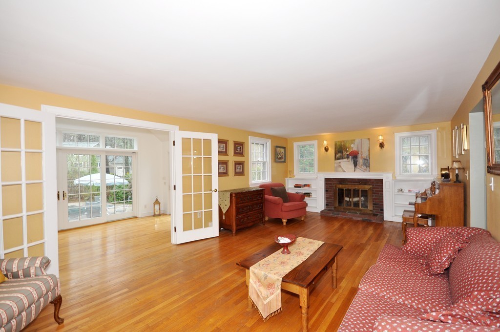 23 Evergreen Road Acton, MA 01720 - Photo 8 of 23 Gallery Image 8