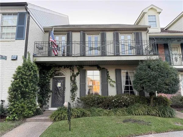 $674,000 | 219 Rue St Ann, Metairie, LA 70005