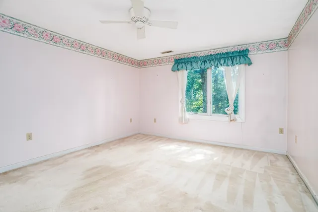 $449,900 | 8 Iris Way, Unit 8, Haverhill, MA 01830