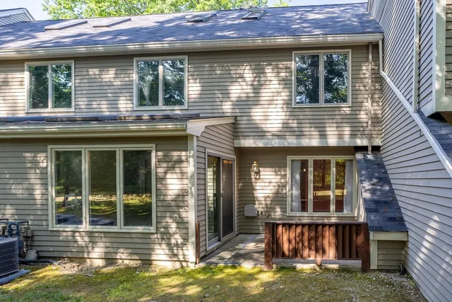 $449,900 | 8 Iris Way, Unit 8, Haverhill, MA 01830