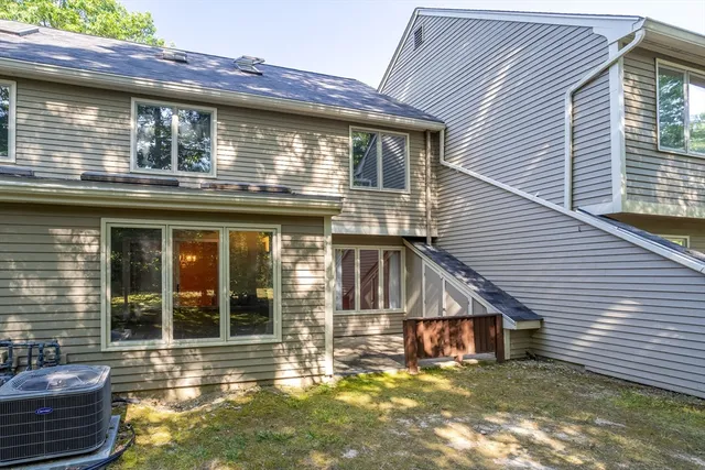 $449,900 | 8 Iris Way, Unit 8, Haverhill, MA 01830