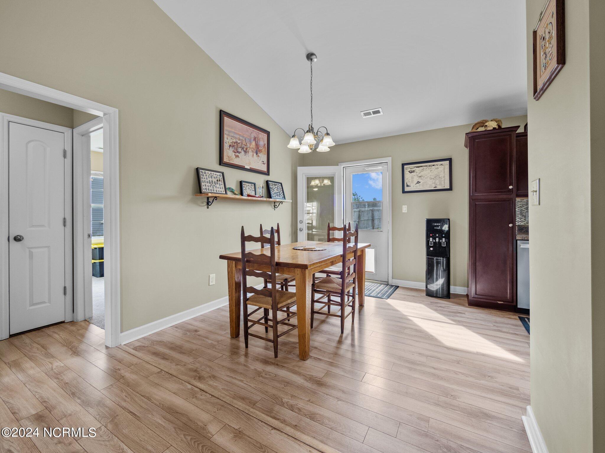 310 Sinclair Lane Hubert, NC 28539 - Photo 12 of 42 20-web-or-mls-P3218408