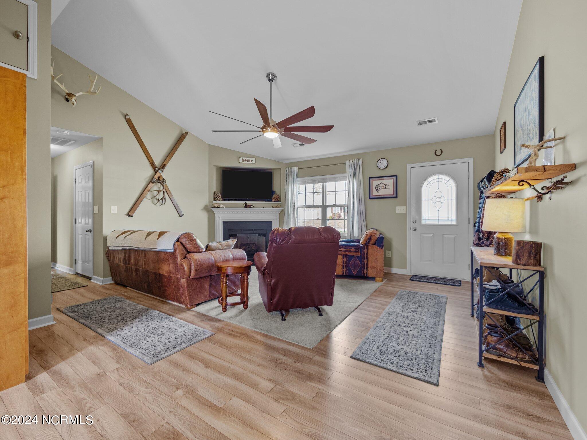 310 Sinclair Lane Hubert, NC 28539 - Photo 13 of 42 21-web-or-mls-P3218412