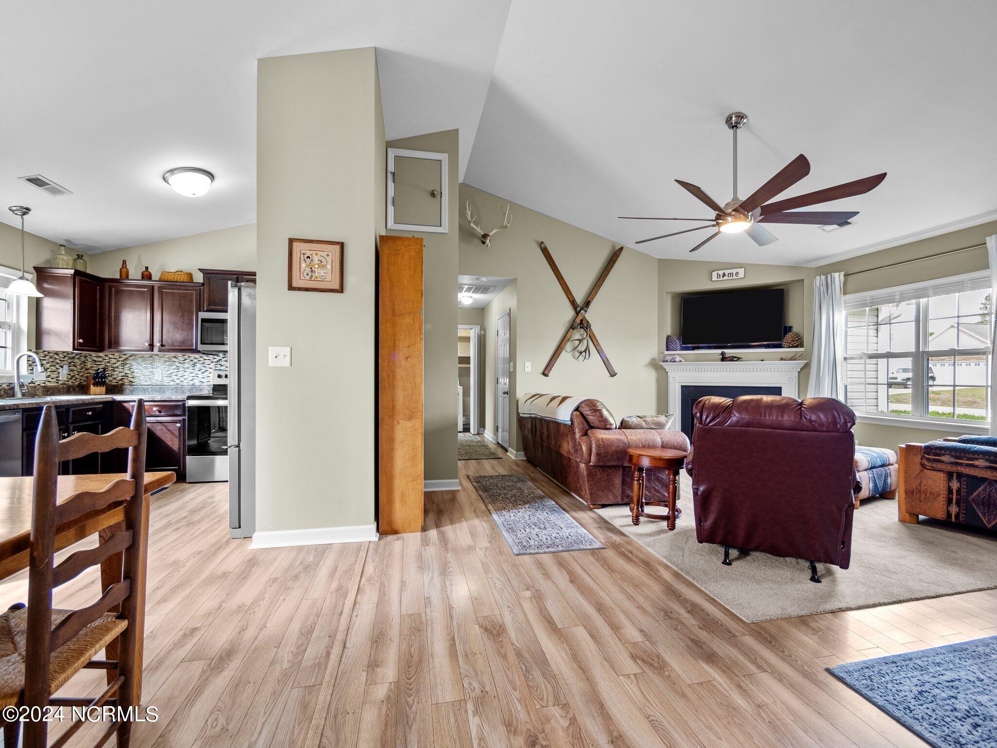310 Sinclair Lane Hubert, NC 28539 - Photo 21 of 42 29-web-or-mls-P3218482