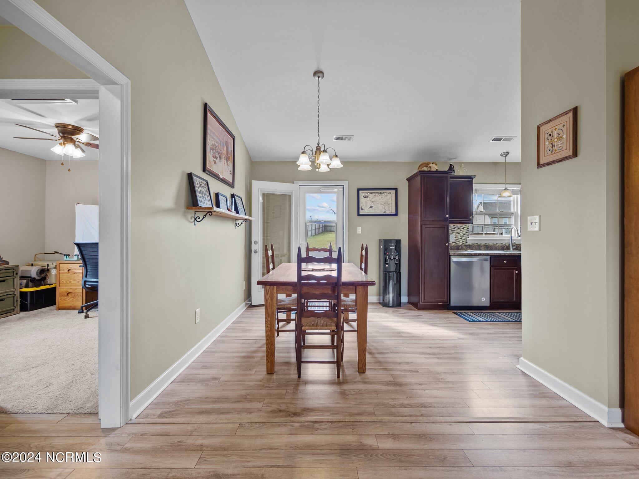 310 Sinclair Lane Hubert, NC 28539 - Photo 22 of 42 30-web-or-mls-P3218488