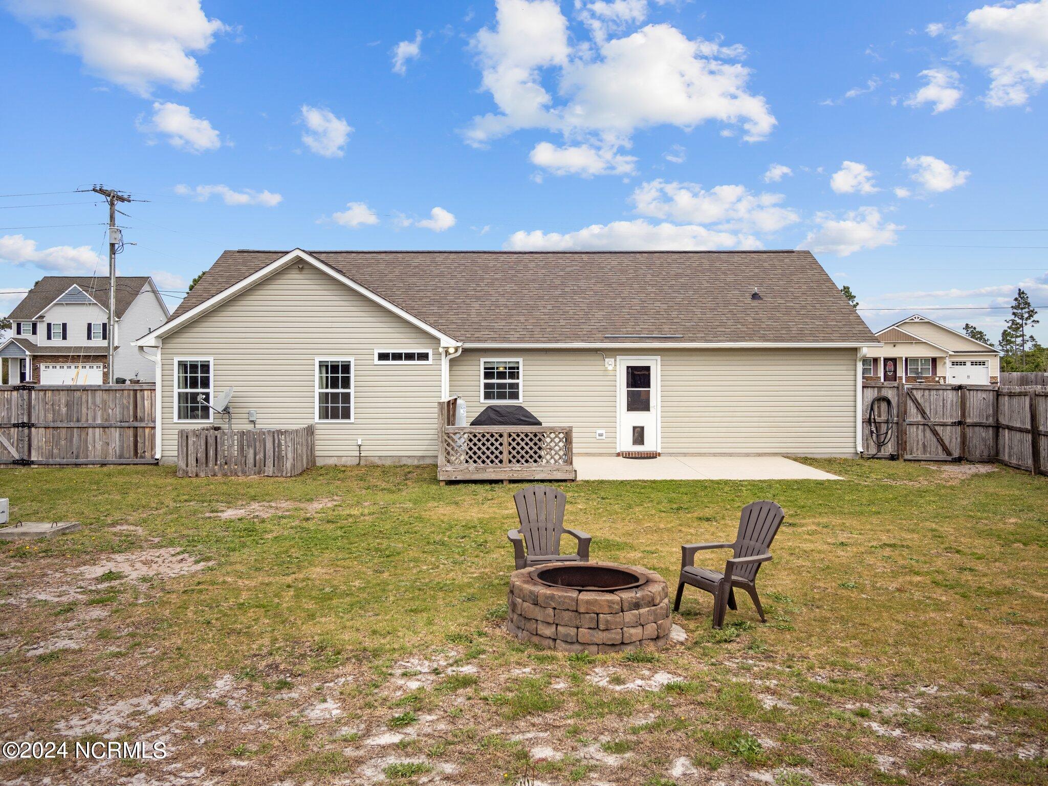 310 Sinclair Lane Hubert, NC 28539 - Photo 38 of 42 47-web-or-mls-P3218677