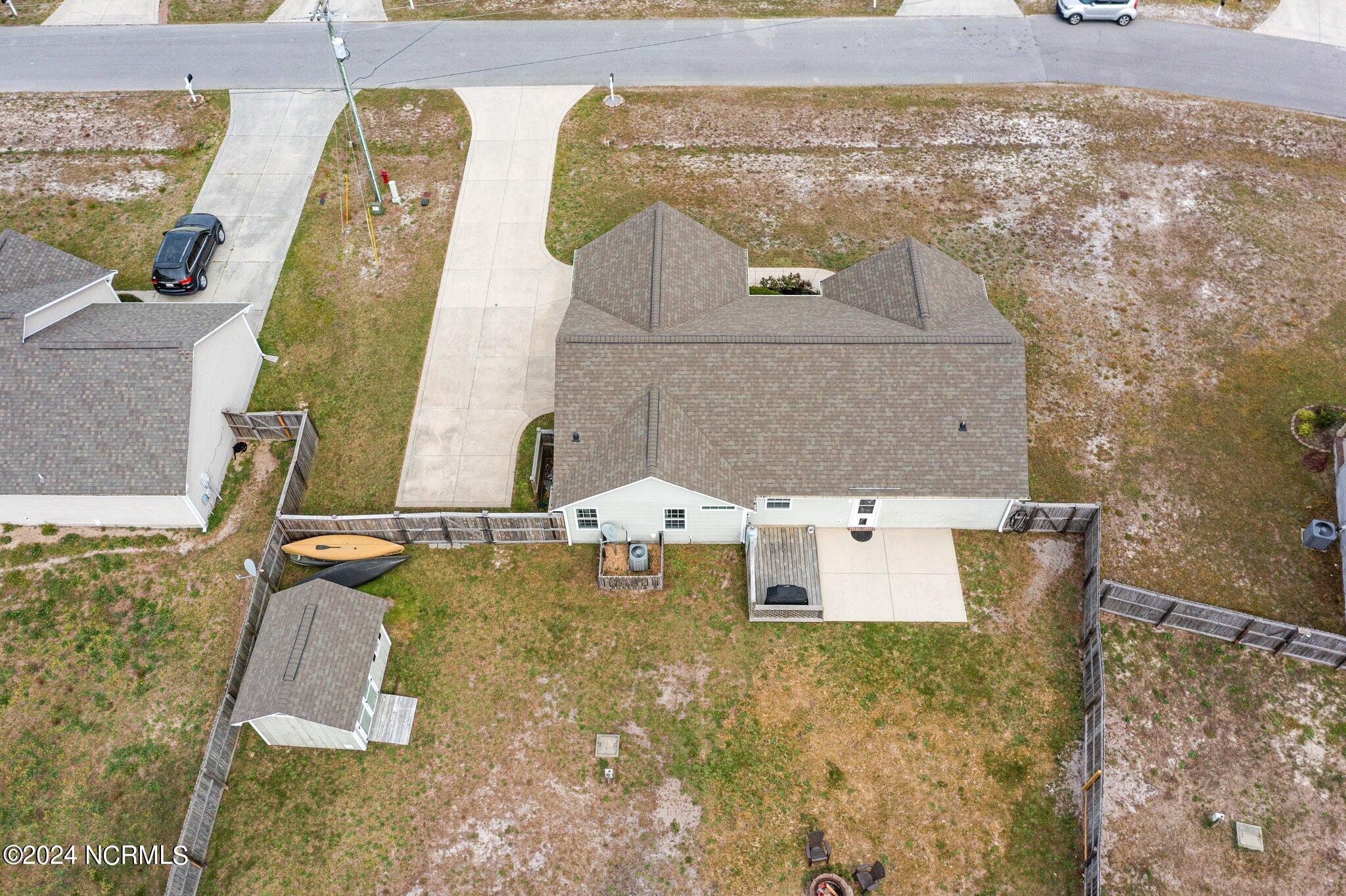 310 Sinclair Lane Hubert, NC 28539 - Photo 7 of 42 8-web-or-mls-DJI_0433